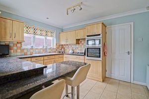 Kitchen- click for photo gallery
